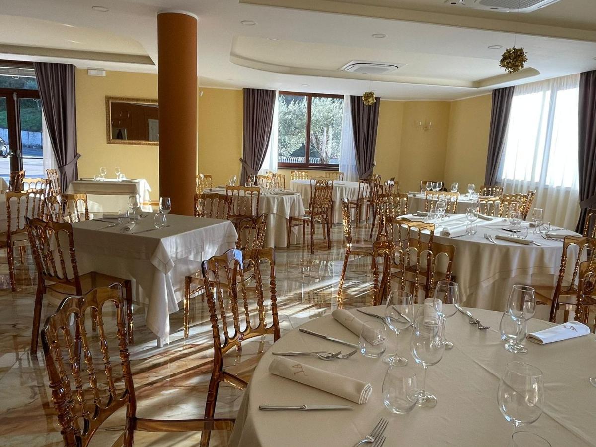Hotel Ristorante Villa Terry Lauria Inferiore Ngoại thất bức ảnh